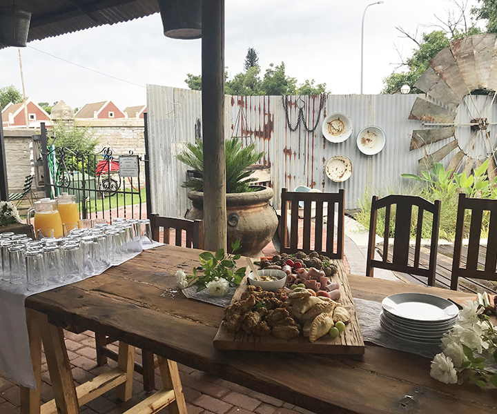 Outside function in "stoor"